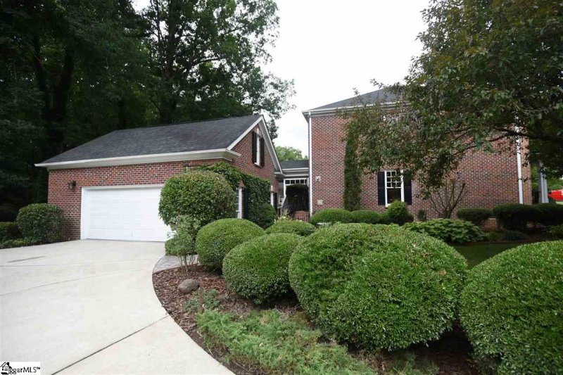 Property image 4 at 2 Artesian Court, Simpsonville, SC 29681-4954