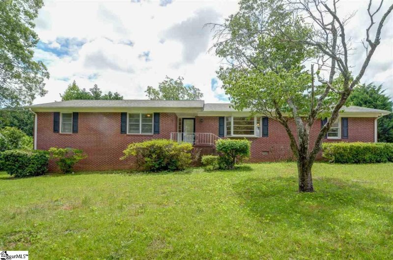 301 Westcliffe Way