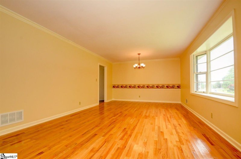 Property image 5 at 301 Westcliffe Way, Greenville, SC 29611