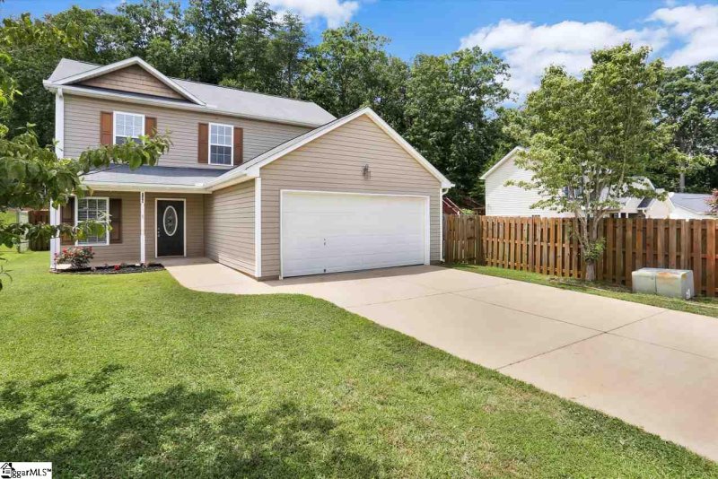 Property image 4 at 139 Cosmos Lane, Greer, SC 29651
