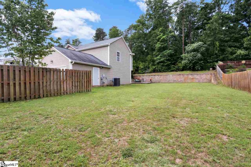 Property image 4 at 141 Cosmos Lane, Greer, SC 29651