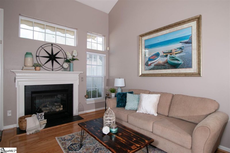 Property image 4 at 215 Cherub Court, Greenville, SC 29615