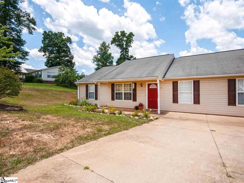 Property image 3 at 111 Blackbird Lane, Greenville, SC 29611