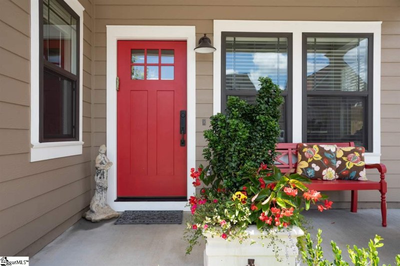 Property image 4 at 19 Greenridge Drive, Greenville, SC 29607