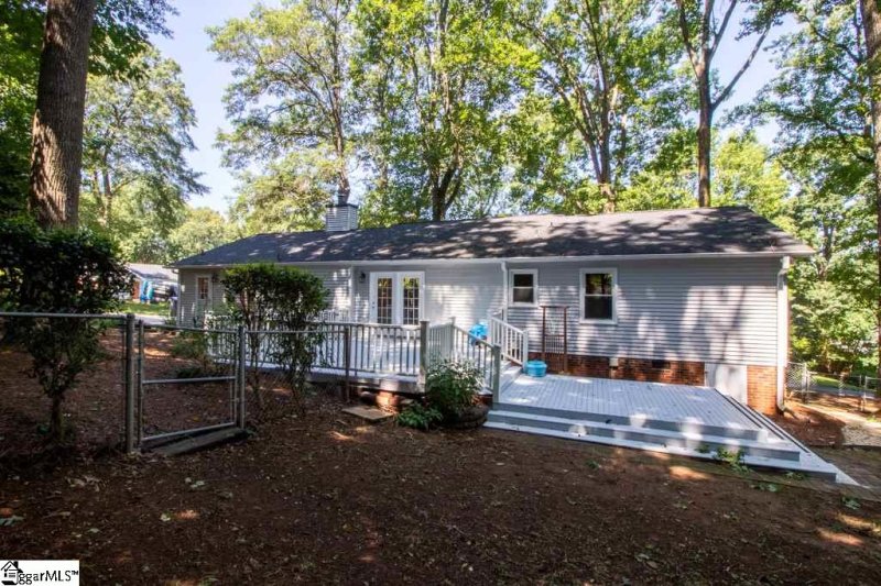 Property image 3 at 101 Doverdale Road, Greenville, SC 29615