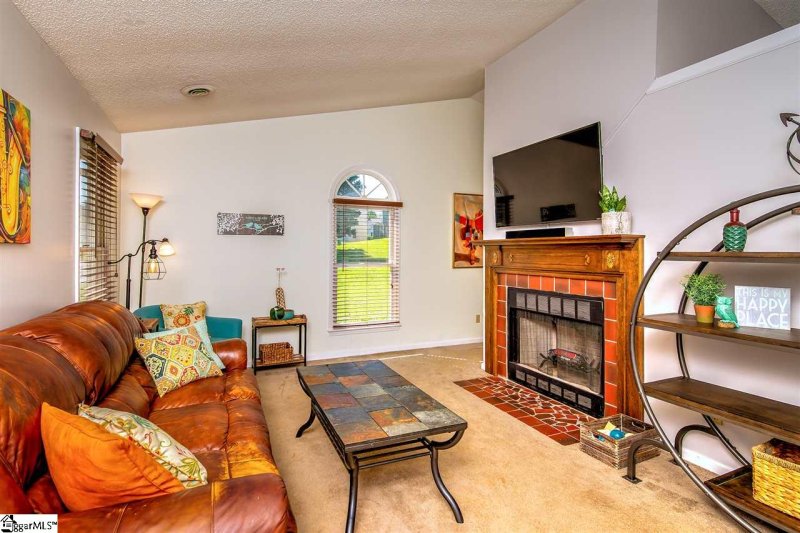 Property image 2 at 129 Daniel Court, Mauldin, SC 29662