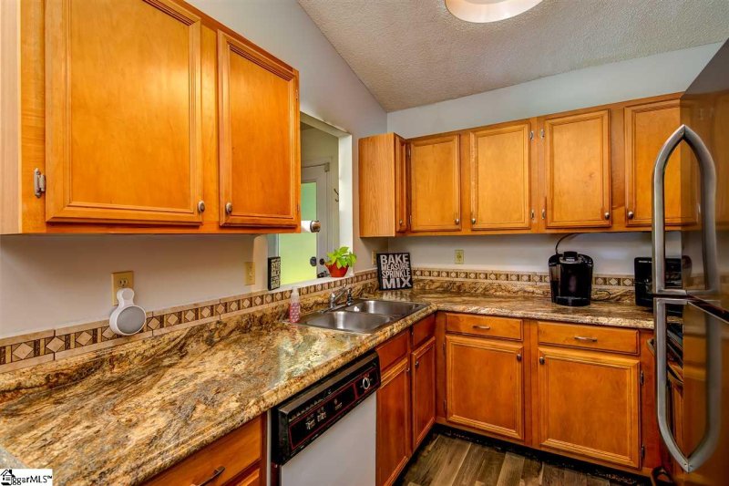 Property image 4 at 129 Daniel Court, Mauldin, SC 29662