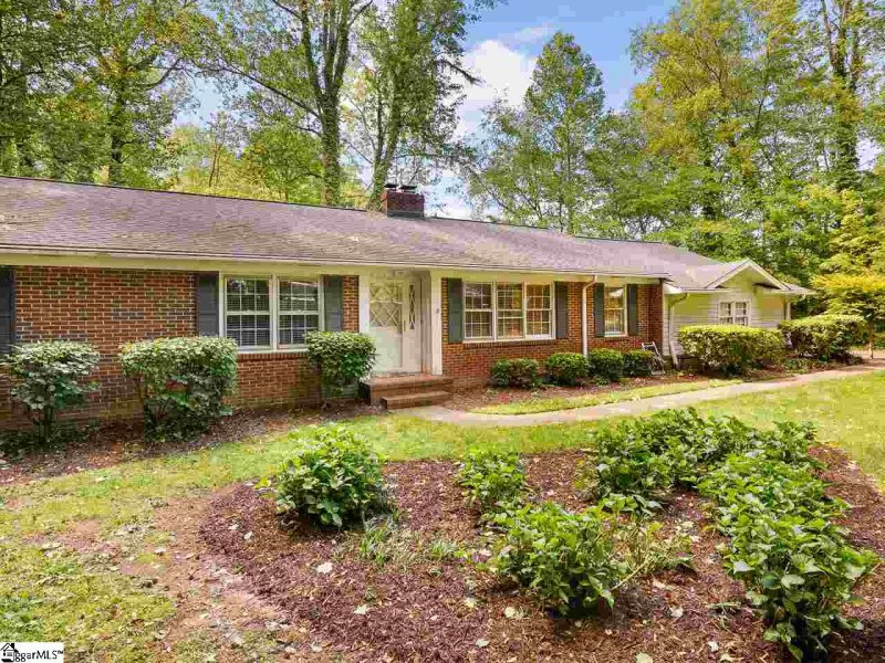 Property image 2 at 306 Hillbrook Road, Taylors, SC 29687