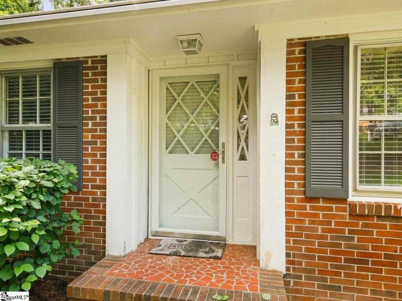 Property image 3 at 306 Hillbrook Road, Taylors, SC 29687