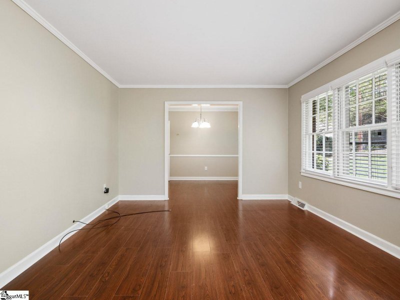 Property image 4 at 306 Hillbrook Road, Taylors, SC 29687