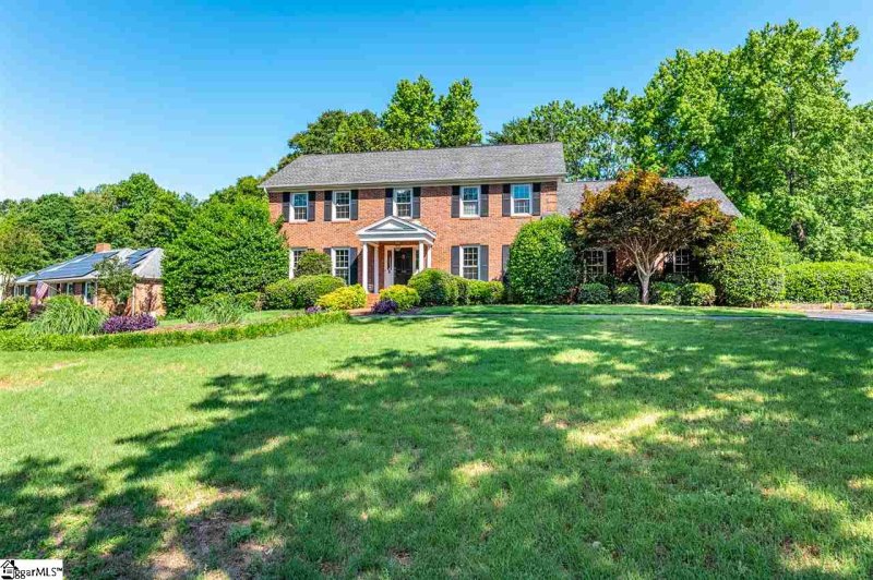 Property image 2 at 410 Thornhill Drive, Spartanburg, SC 29301