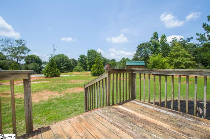 Property image 5 at 113 Sir Lancelot Drive, Piedmont, SC 29673