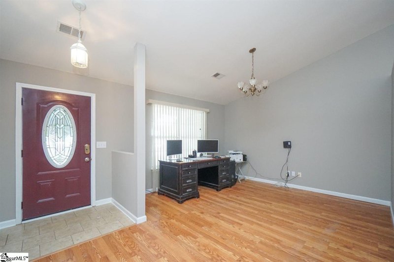 Property image 3 at 421 Lily Pond Lane, Taylors, SC 29687