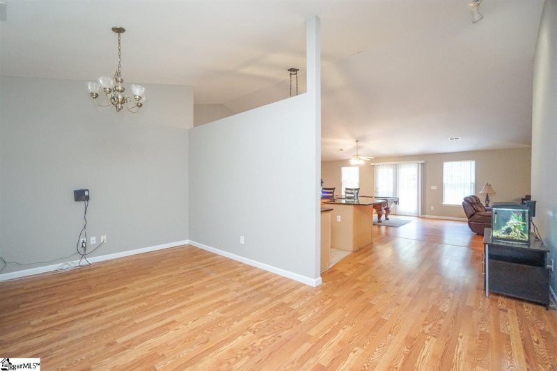 Property image 5 at 421 Lily Pond Lane, Taylors, SC 29687