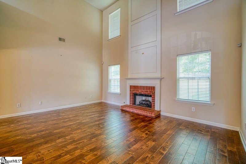 Property image 4 at 117 Sandy Lane, Greenville, SC 29605