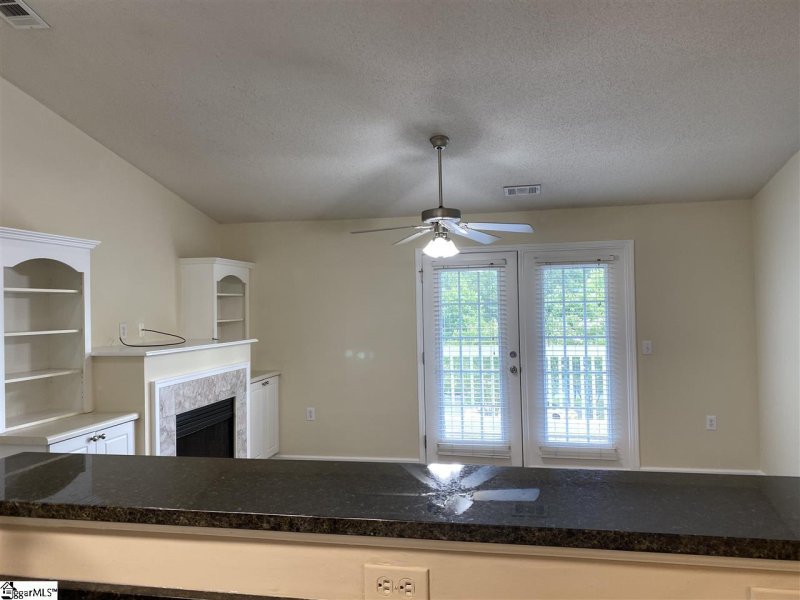 Property image 5 at 131 McKenna Circle, Greenville, SC 29615