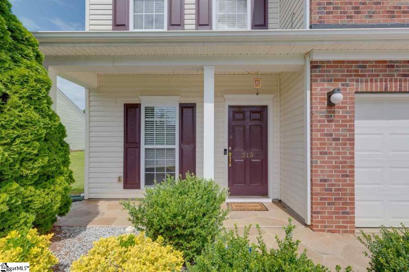 Property image 3 at 215 Bellport Drive, Greenville, SC 29607