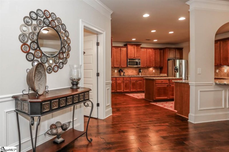 Property image 4 at 219 Dairwood Drive, Simpsonville, SC 29680