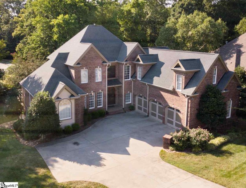 Property image 2 at 1 Knightsbridge Drive, Simpsonville, SC 29681