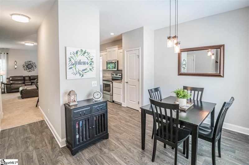 Property image 2 at 130 Village Court, Greer, SC 29651