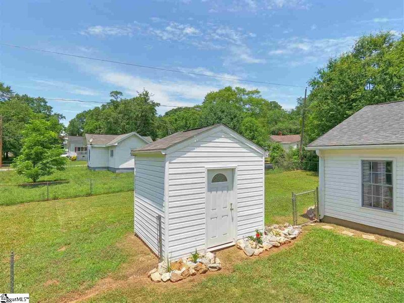 Property image 3 at 6 Clemson Street, Liberty, SC 29657