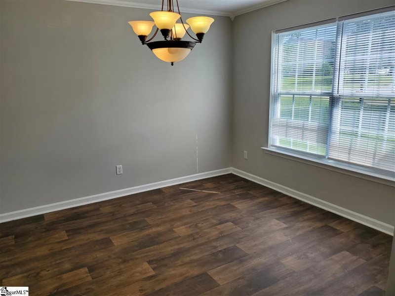 Property image 3 at 200 Manhassett Court, Greenville, SC 29607