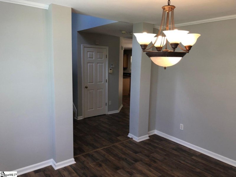 Property image 4 at 200 Manhassett Court, Greenville, SC 29607