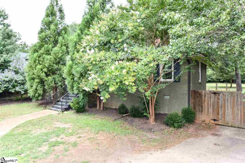 Property image 4 at 1013 Rutherford Road, Greenville, SC 29609