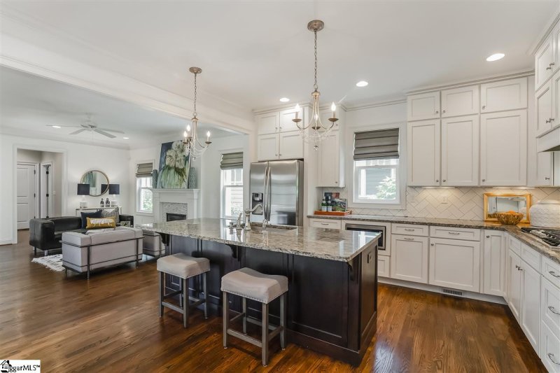 Property image 3 at 203 Lloyd Street, Greenville, SC 29601