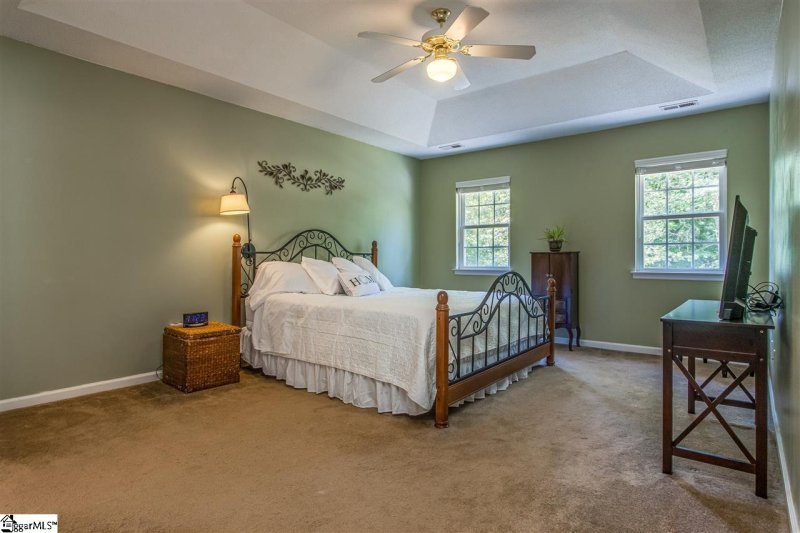 Property image 5 at 19 HOGAN Drive, Greenville, SC 29605