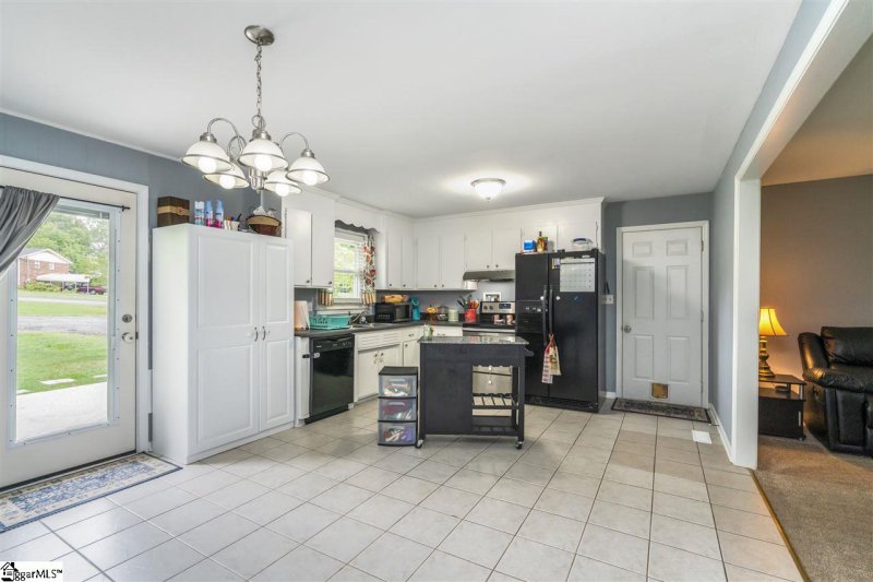 Property image 3 at 515 Lena Drive, Easley, SC 29640