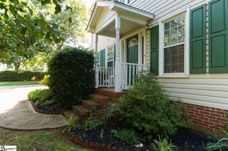 Property image 2 at 1116 Devenger Road, Greer, SC 29650