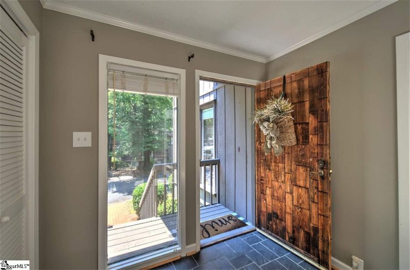 Property image 4 at 140 Inglewood Way, Greenville, SC 29615