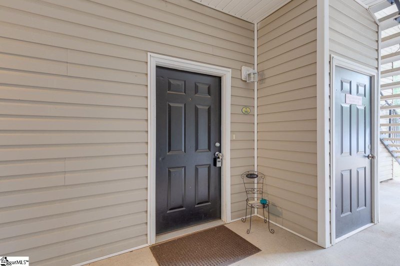 Property image 5 at 302 Mckenna Circle, Greenville, SC 29615