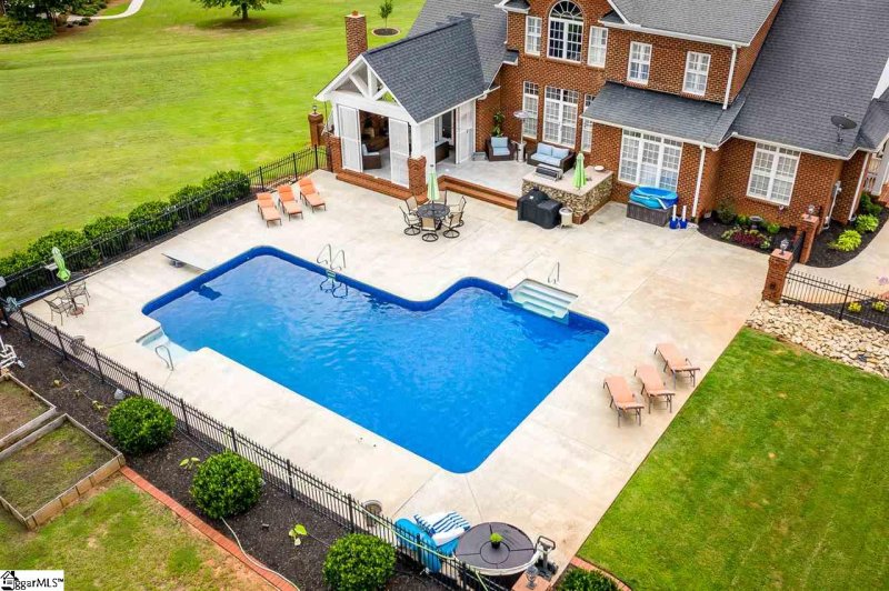 Property image 2 at 108 Carolina Cup, Belton, SC 29627