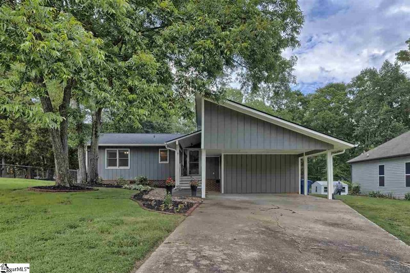 Property image 3 at 209 Tollgate Road, Simpsonville, SC 29681