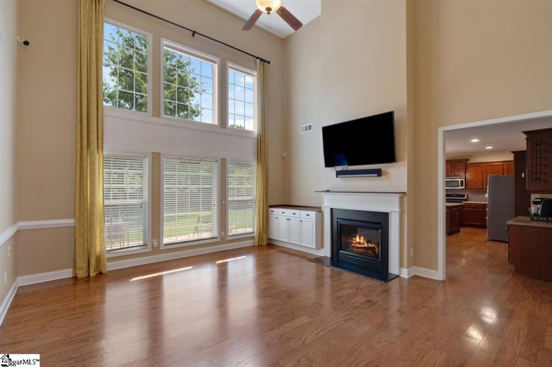 Property image 5 at 196 Heritage Point Drive, Simpsonville, SC 29681