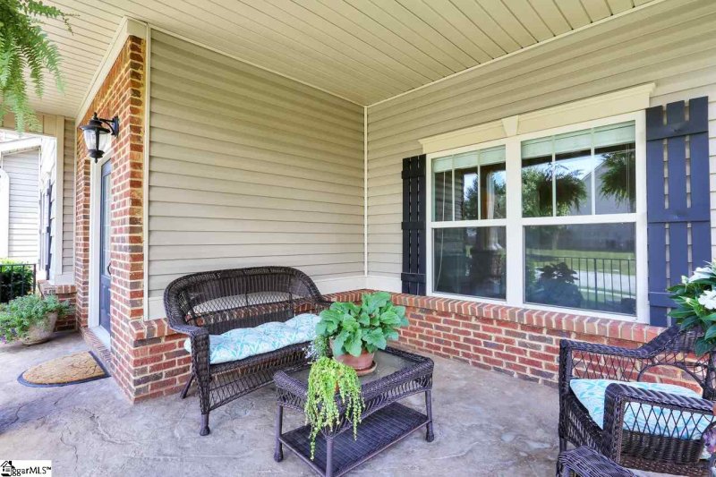 Property image 4 at 313 Heritage Point Drive, Simpsonville, SC 29681