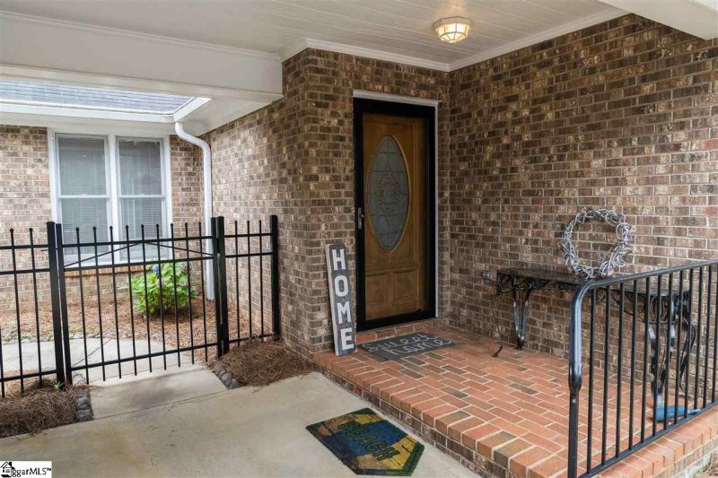 Property image 3 at 45 Arbour Lane, Spartanburg, SC 29307