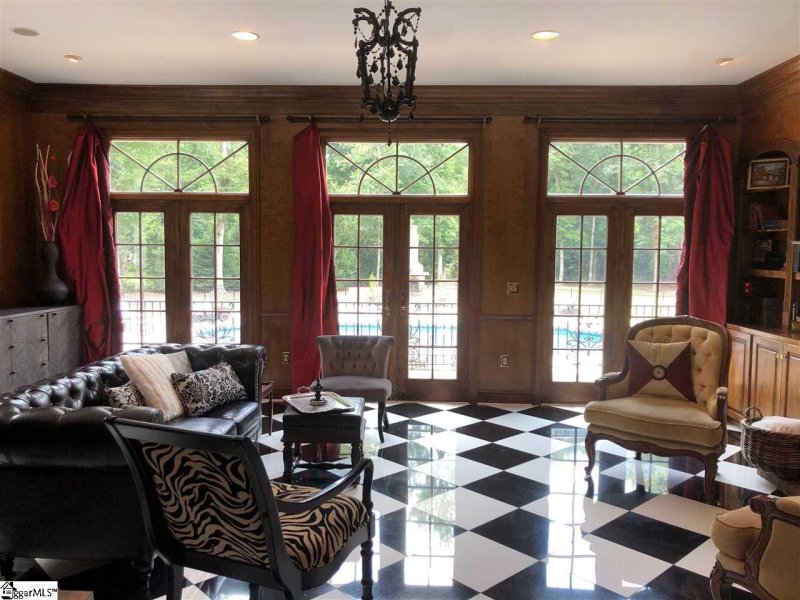 Property image 3 at 1102 Thornehill Drive, Anderson, SC 29621