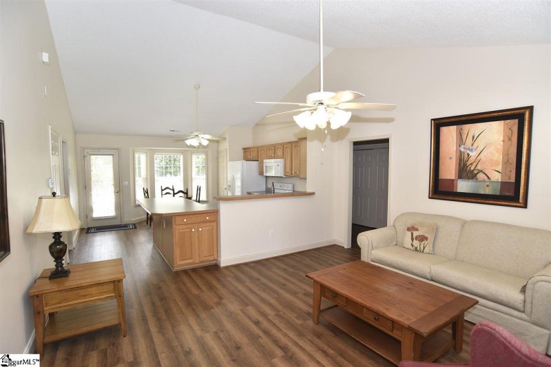 Property image 2 at 214 Saint Croix Court, Greer, SC 29651