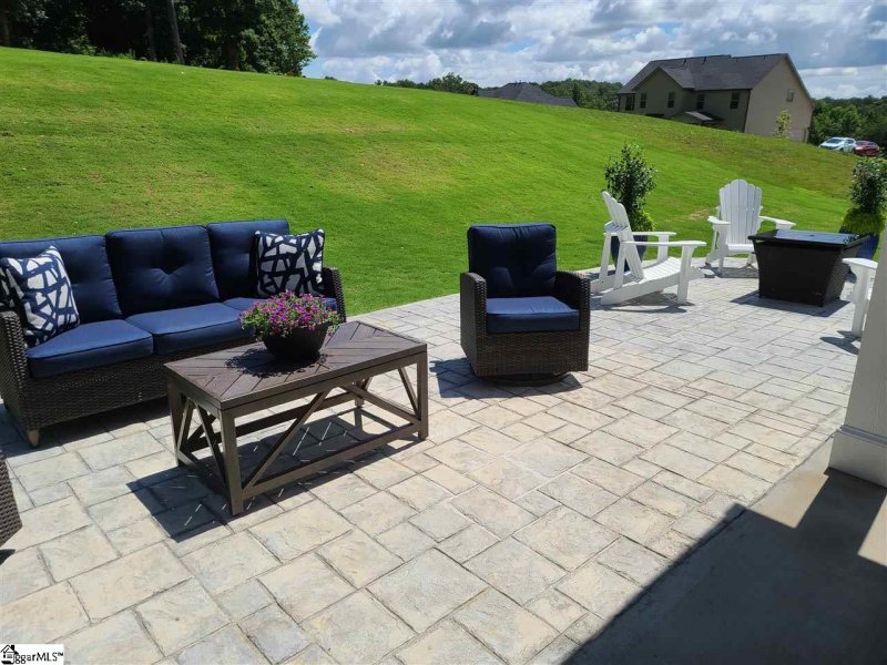 Property image 2 at 120 James Lake Way, Easley, SC 29642-8868