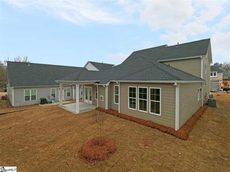 Property image 5 at 502 Forest Edge Court, Simpsonville, SC 29681