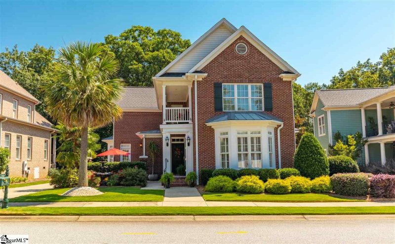 Property image 2 at 3 Kershaw Court, Greenville, SC 29607