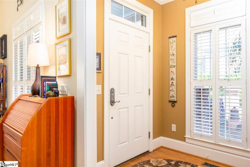 Property image 5 at 3 Kershaw Court, Greenville, SC 29607