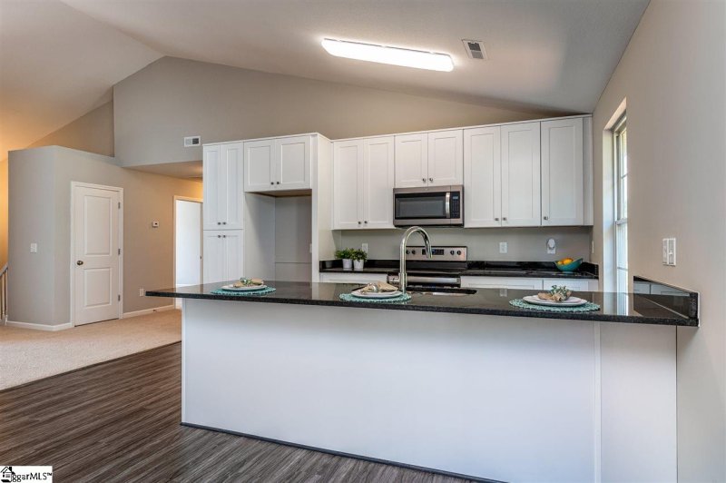 Property image 4 at 46 Spring Fellow Lane, Taylors, SC 29687