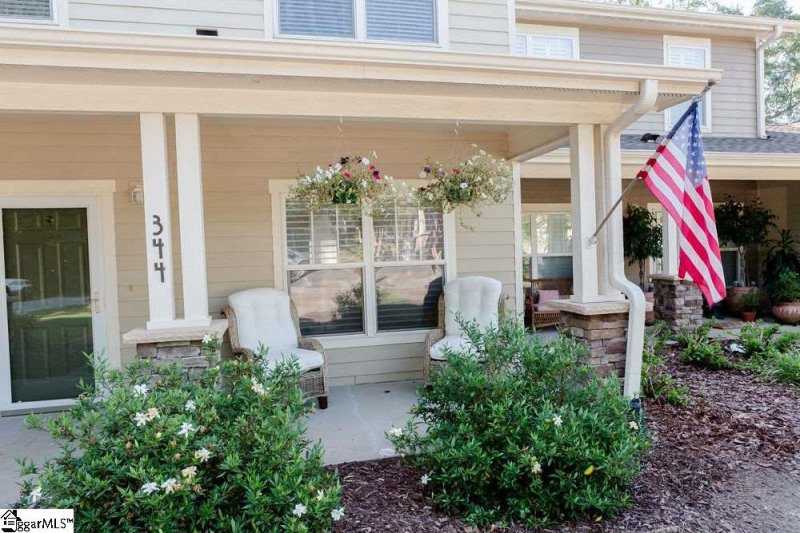 Property image 2 at 344 Shallow Drive, Taylors, SC 29687