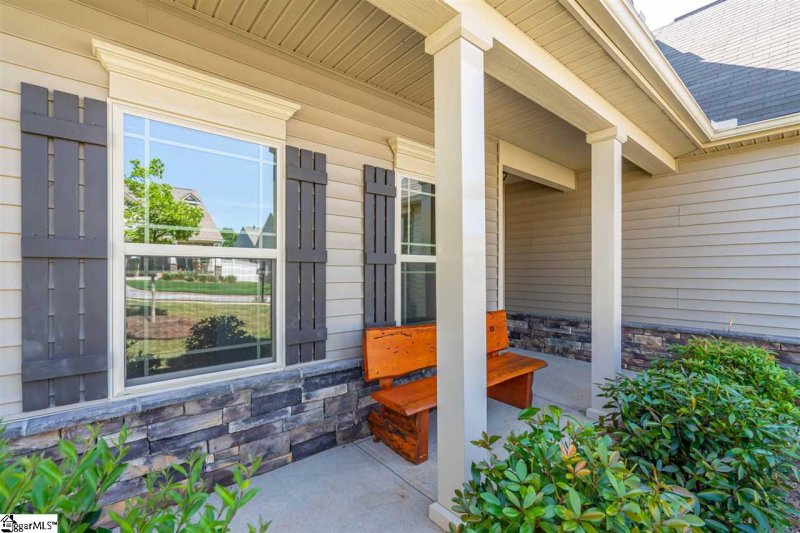 Property image 4 at 325 William Seth Court, Simpsonville, SC 29681