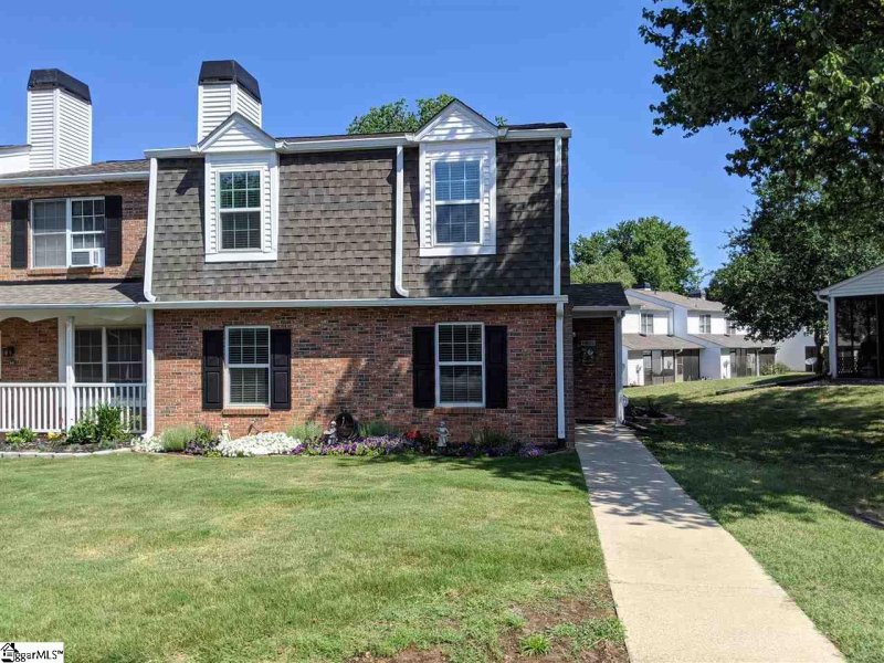 Property image 4 at 140 Shady Tree Drive, Taylors, SC 29687