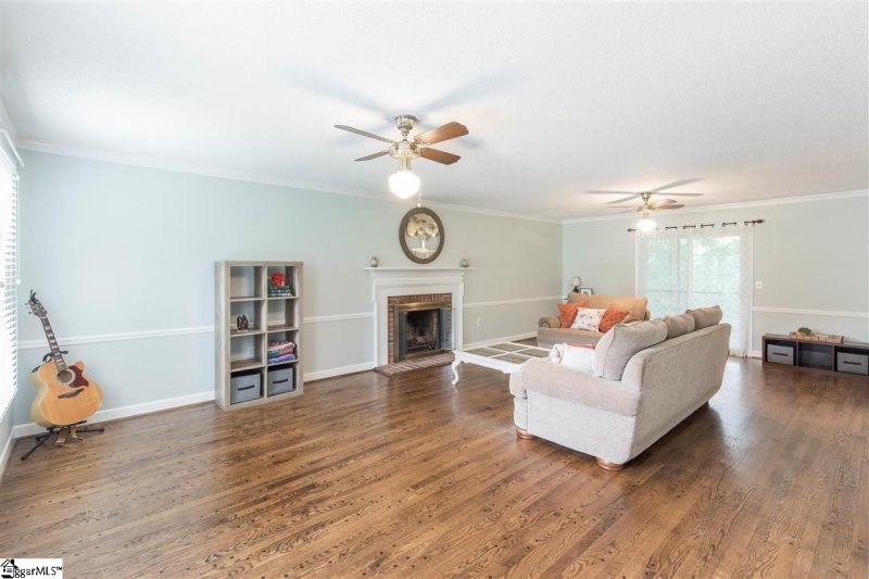 Property image 4 at 107 Roberts Farm Road, Simpsonville, SC 29681